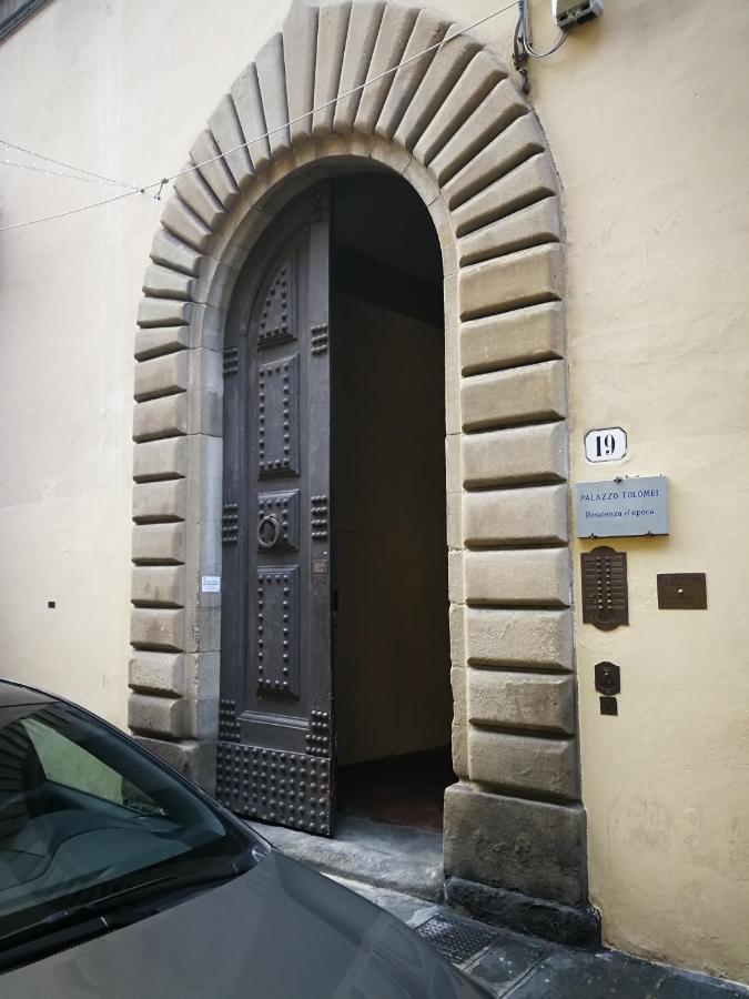 Traviata Appartamento Storico - Palazzo Tolomei Флоренція Екстер'єр фото